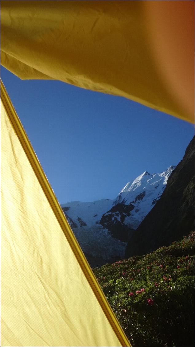 Bivouac vers le col du Tricot, vue sur le glacier de Bionnassay