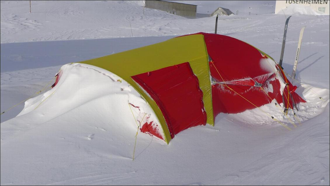 Test de la tente Helsport Svalbard Camp 5.