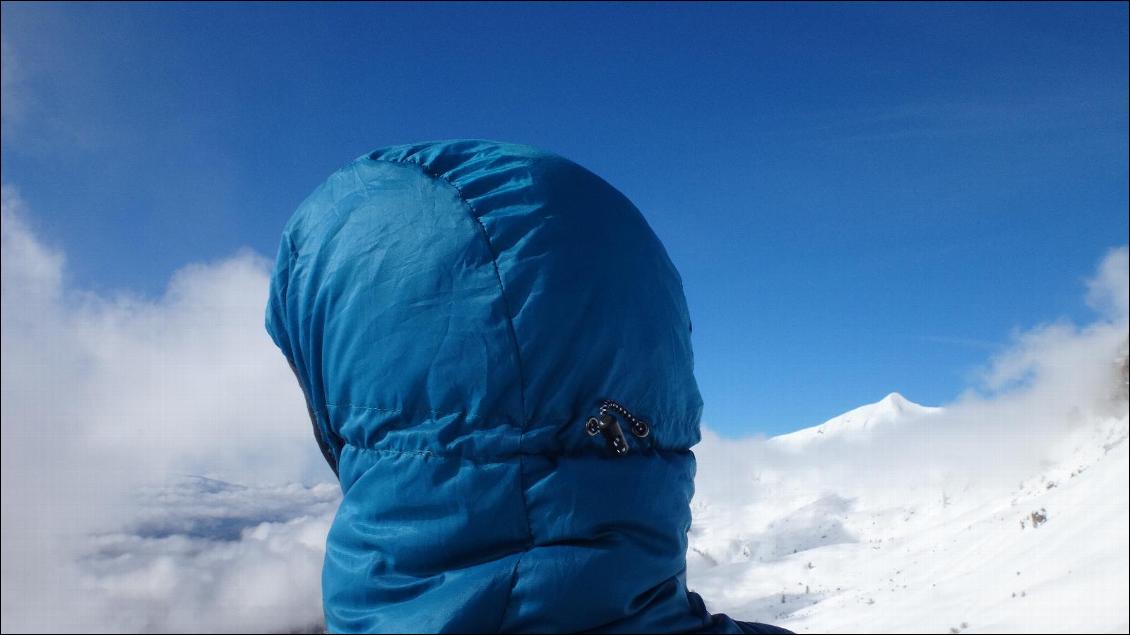 Cordon et crochet de réglage du tour de tête