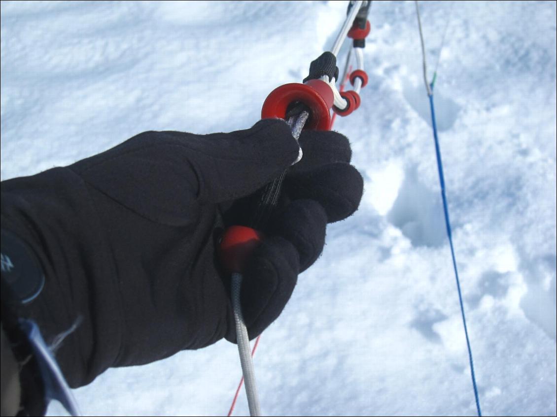 Les sous-gants permettent des actions précises sans se geler les doigts