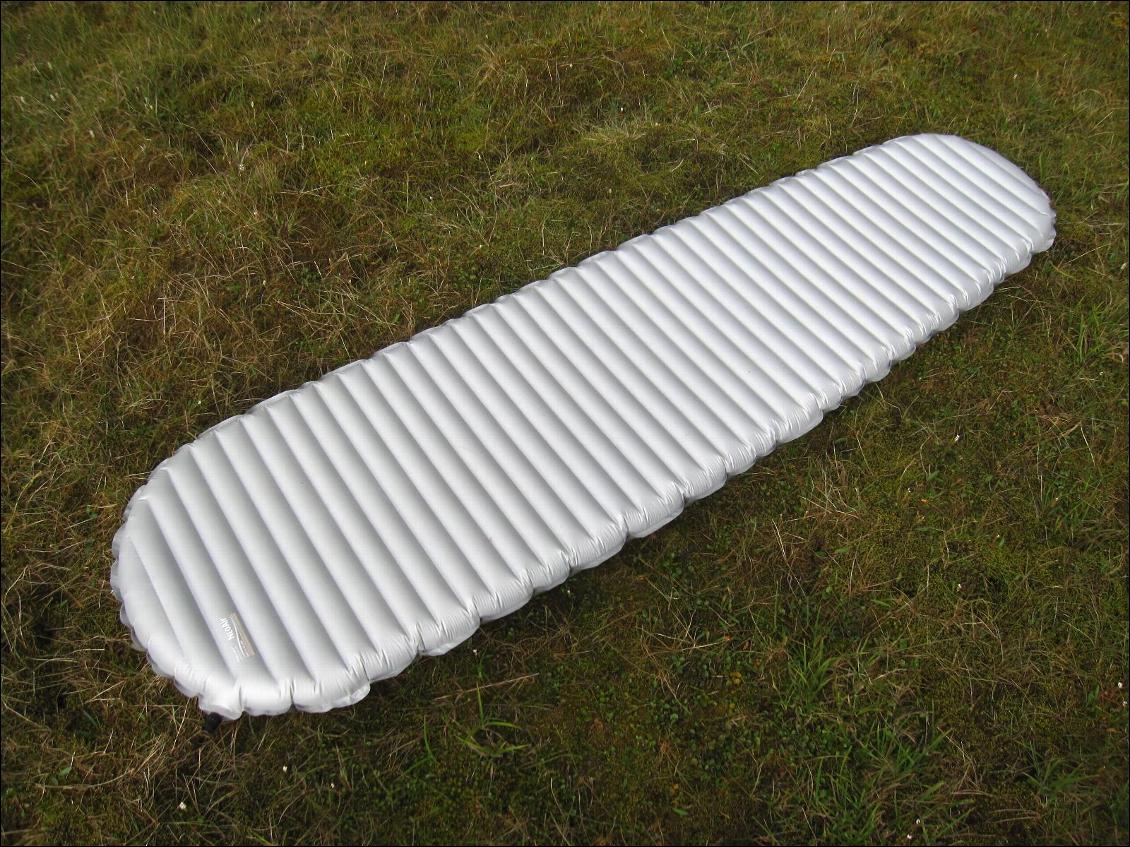 Matelas de sol légers et confortables