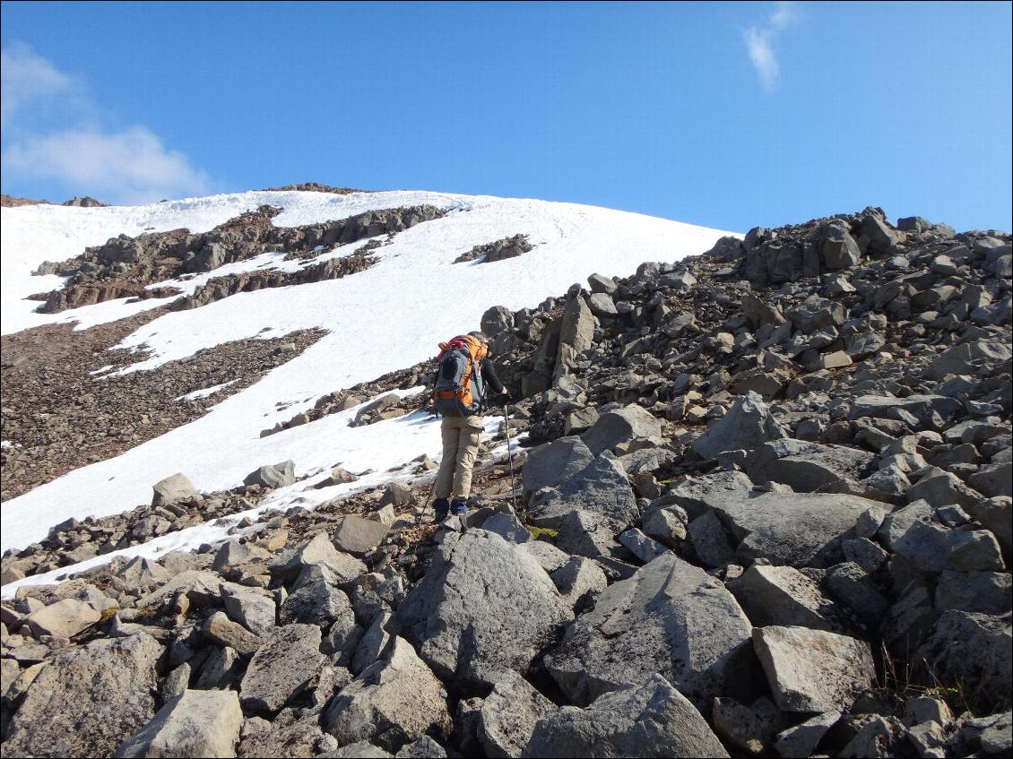 Trek itinérant en Islande par conditions variées