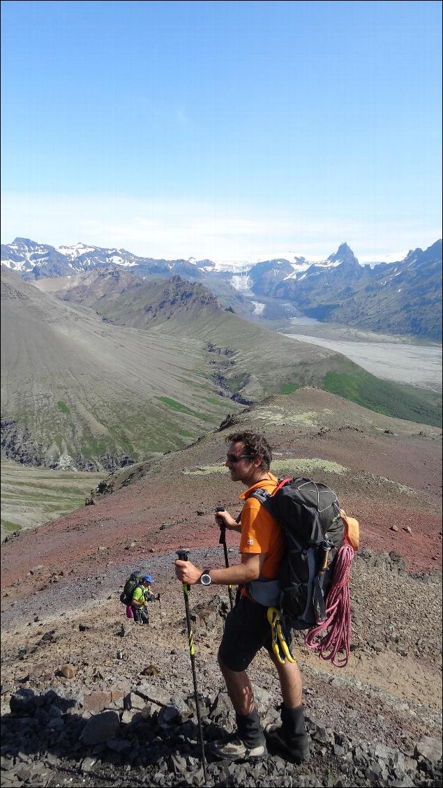 Islande, trek en en montagne dans la région de Skaftafell