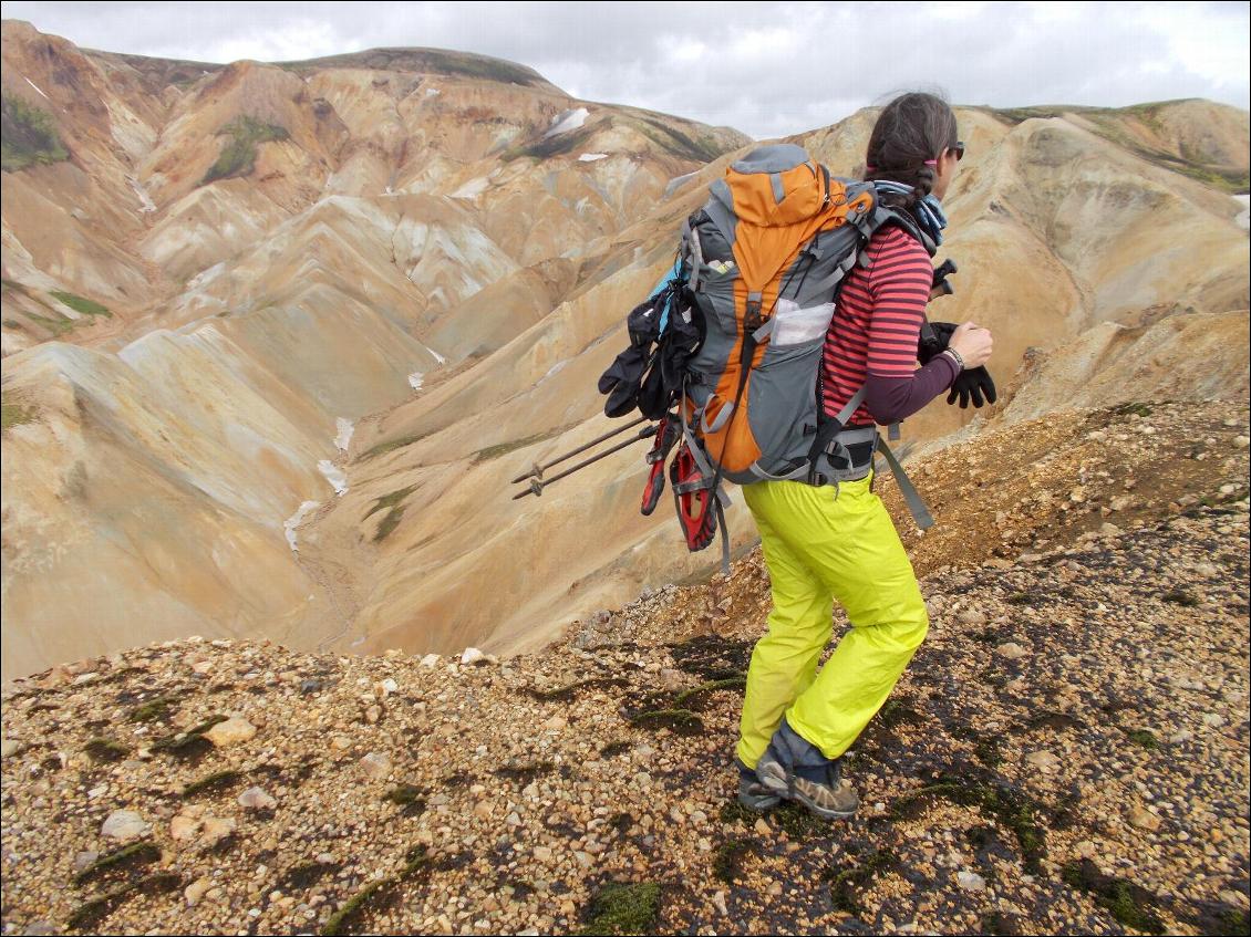 Trek itinérant en Islande, ce haut est très confortable