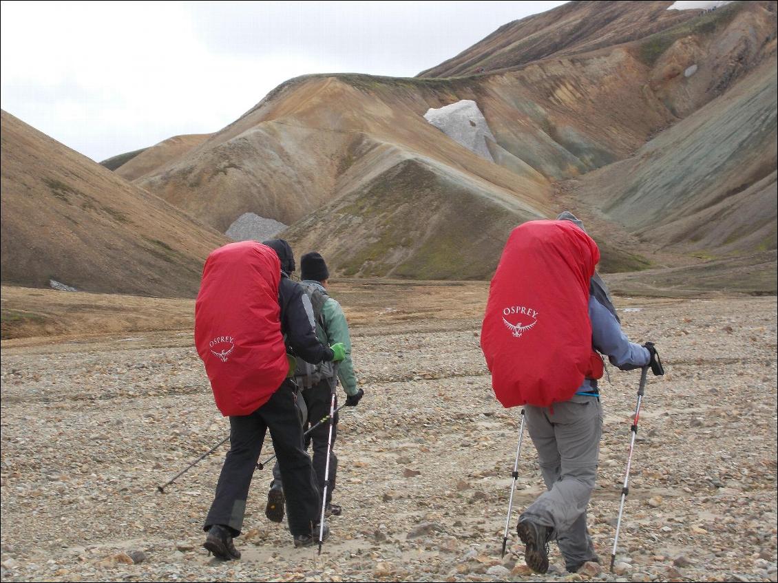 Les sacs Osprey Ariel 65 et Aether 70 avec leur sursacs