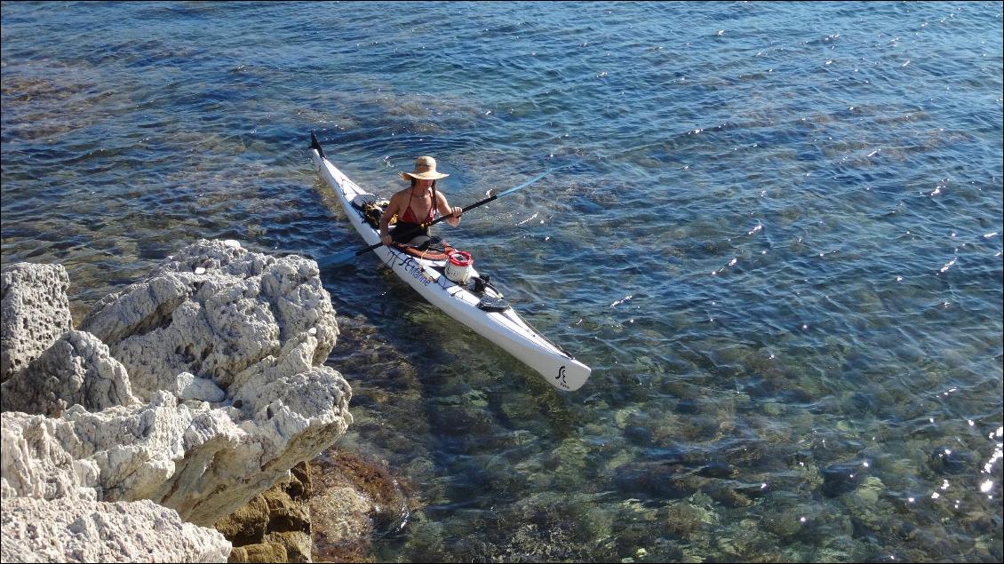 Kayak de mer en Corse début septembre, je porte les Clearwater toute la journée (navigation, accostages et même nage)