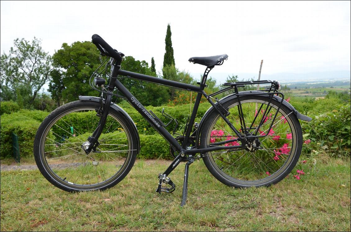 Vélo moyeu Rohloff, taille S, selle femme (sans porte-bagage avant)