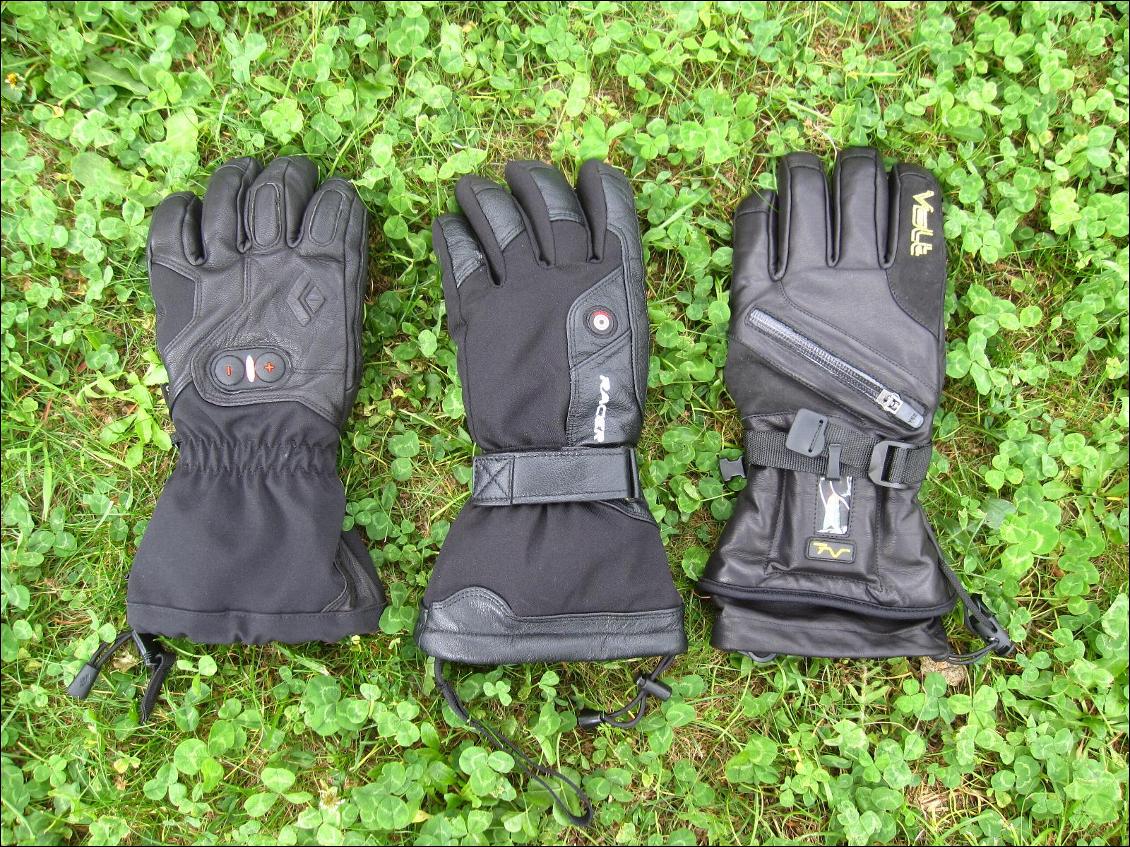 De gauhe à droite : les gants chauffants Black Diamond Cayenne, Racer Heatwear (version 2013) et Volt Titan