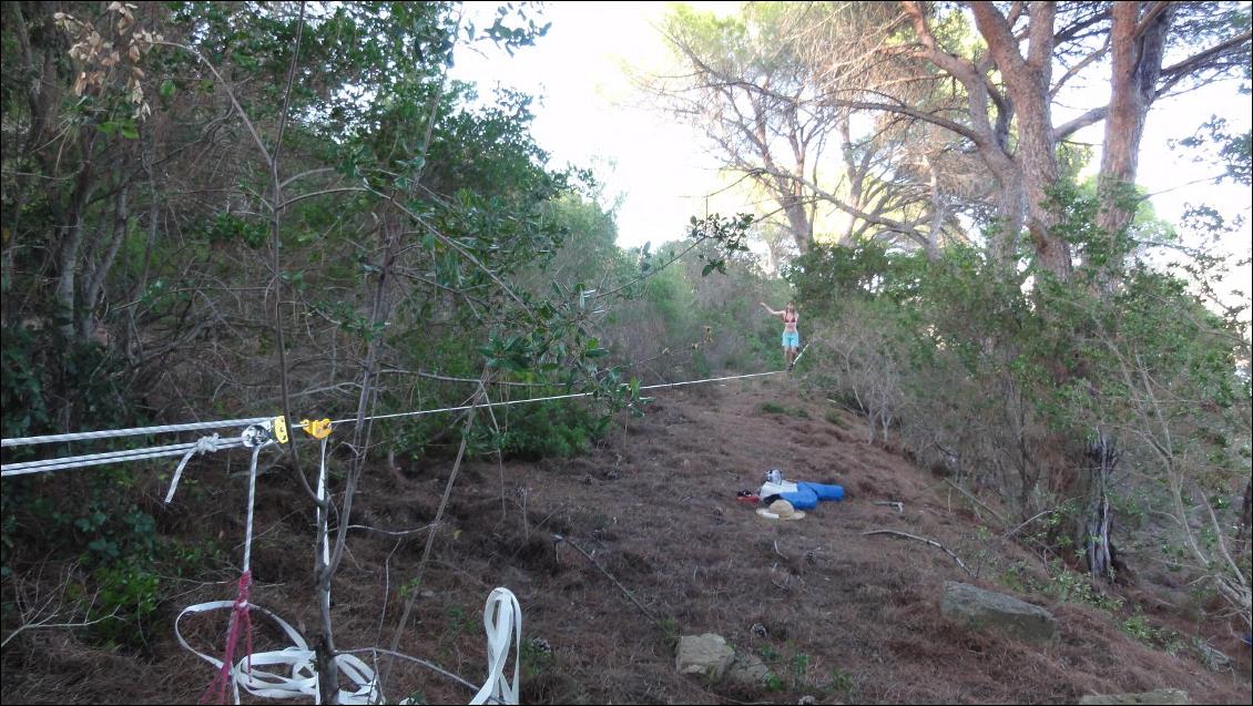 35m de slack entre 2 pins parasol