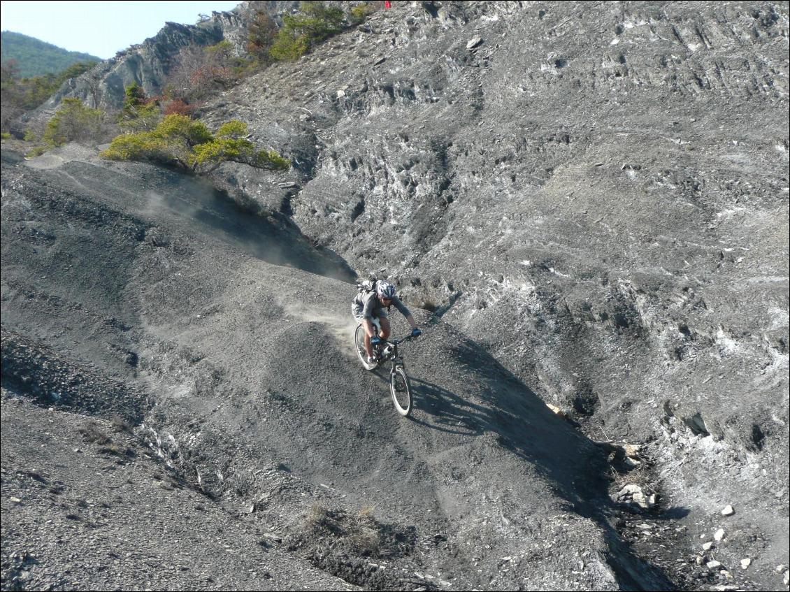 Ce VTT donne envie de jouer (photo Romain Janin)