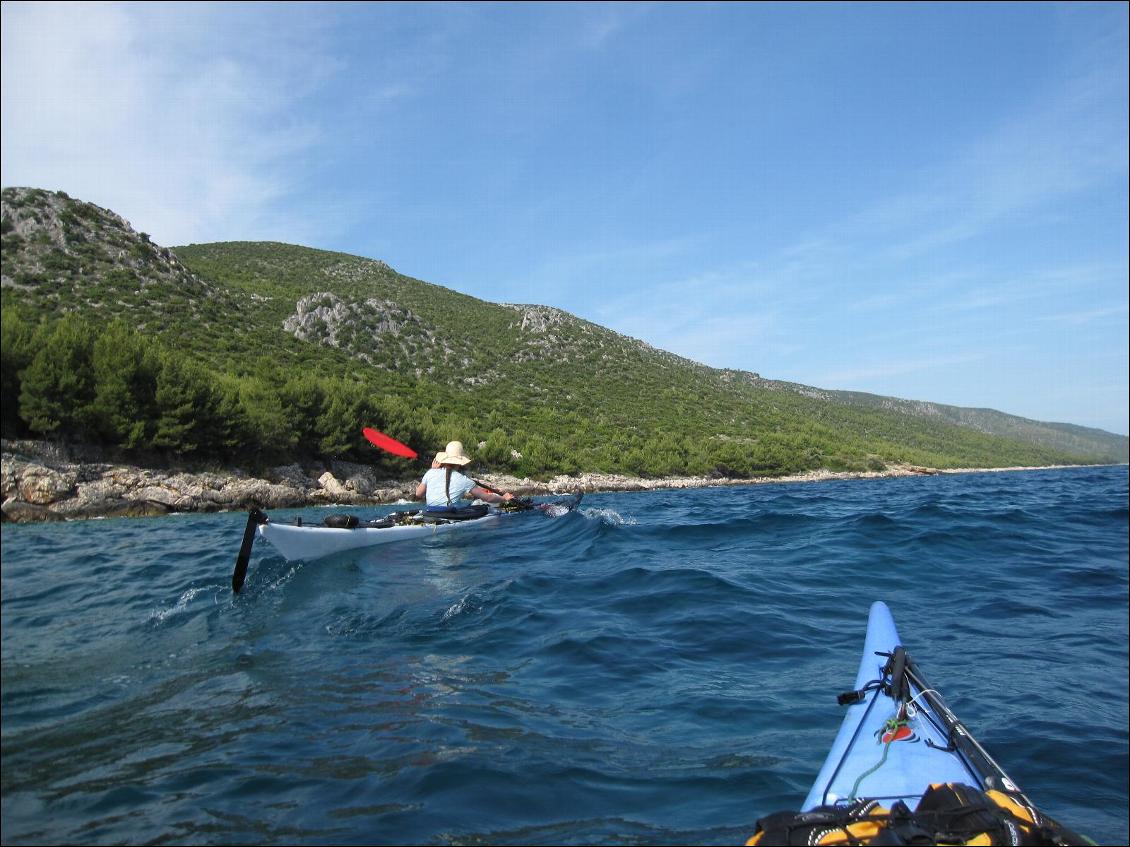 Toujours la sauvage façade sud-ouest de l'île de Hvar