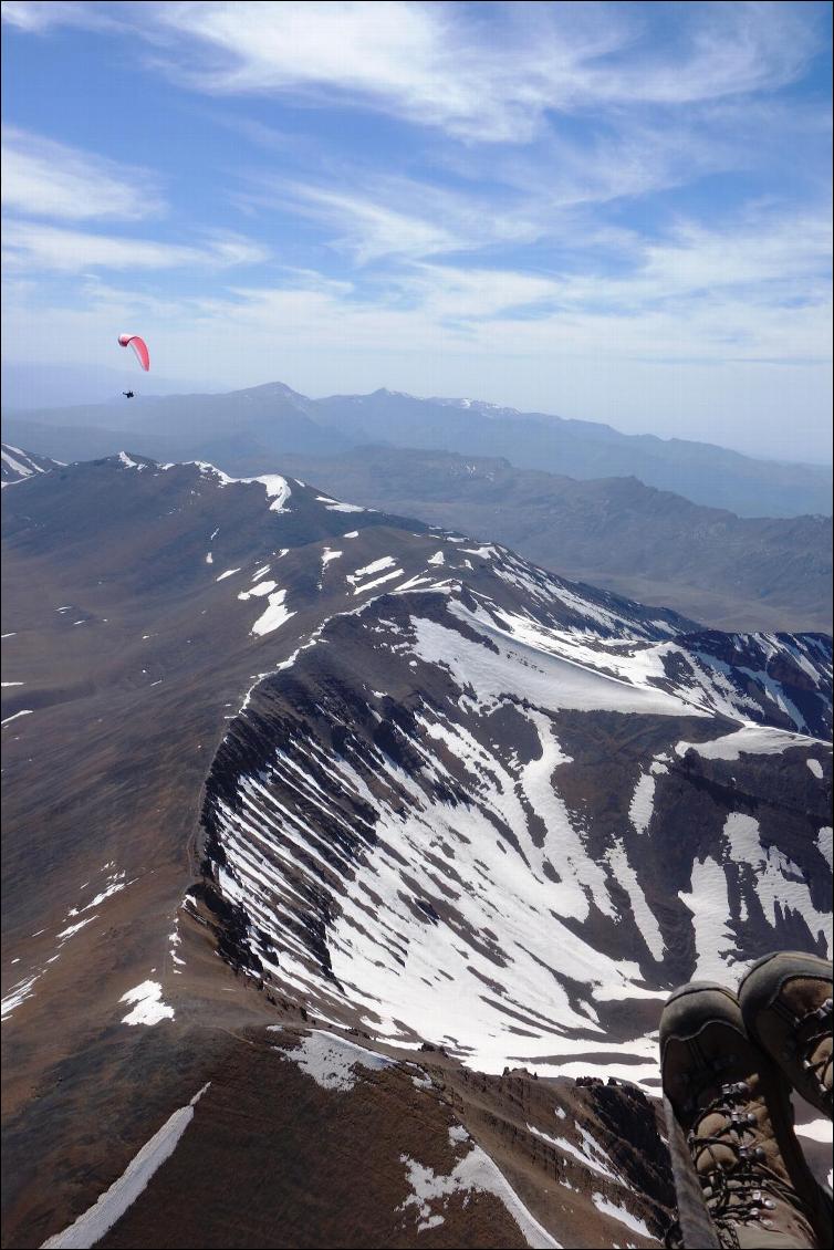 Au-dessus du Mgoun (qui culmine à 4065m)