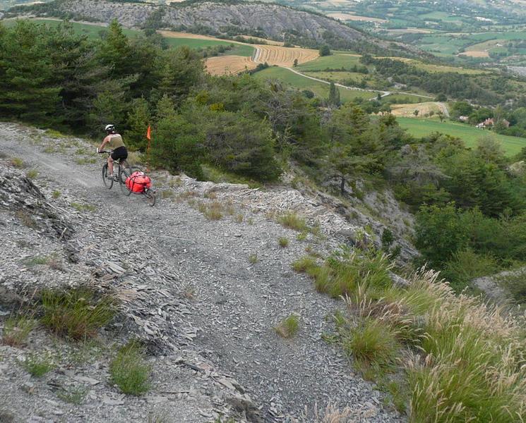 comparatif remorque à vélo : Aevon et Ibex