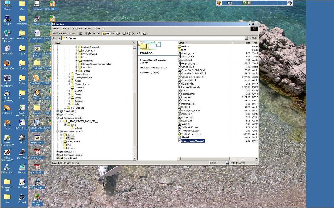 Création du fichier vide pour débloquer l'Evadeo (connecter l'Evadeo, ou la carte SD à votre PC et aller dans le répertoire Evadeo puis créer le fichier EvadeoSpecialMaps.dat)