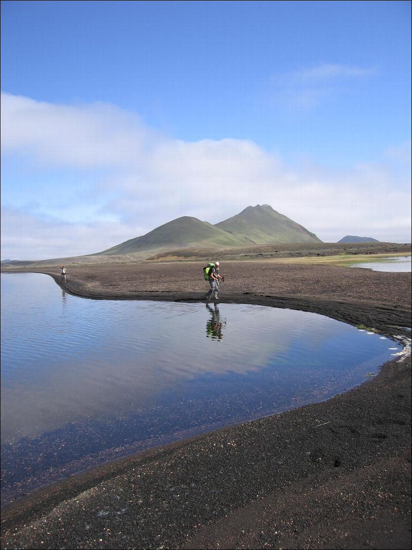 De Landmannahellir à Landmannalaugar : au bord du lac Frostasta?avatn