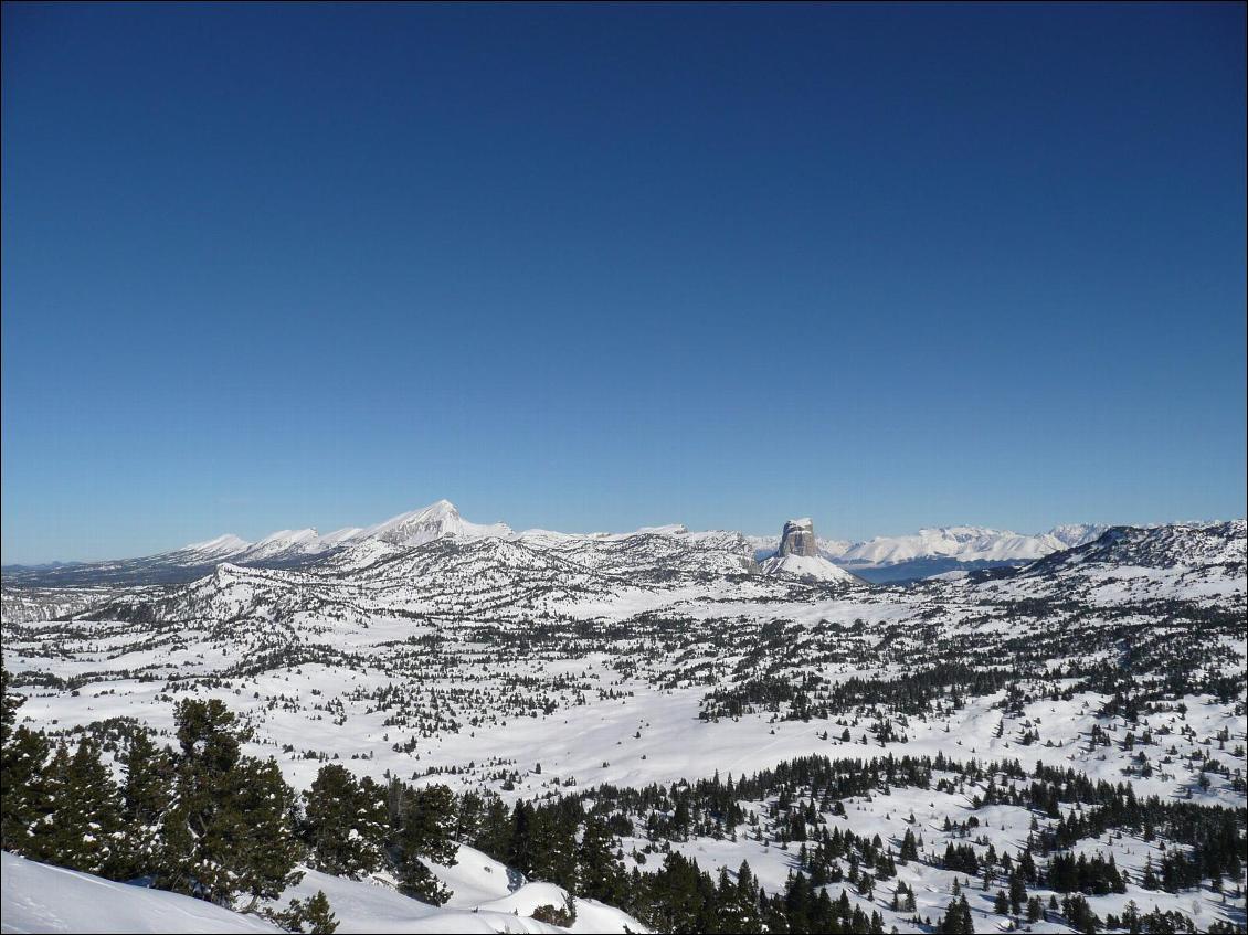 Vue quasi intégrale des Hauts-Plateaux du Vercors