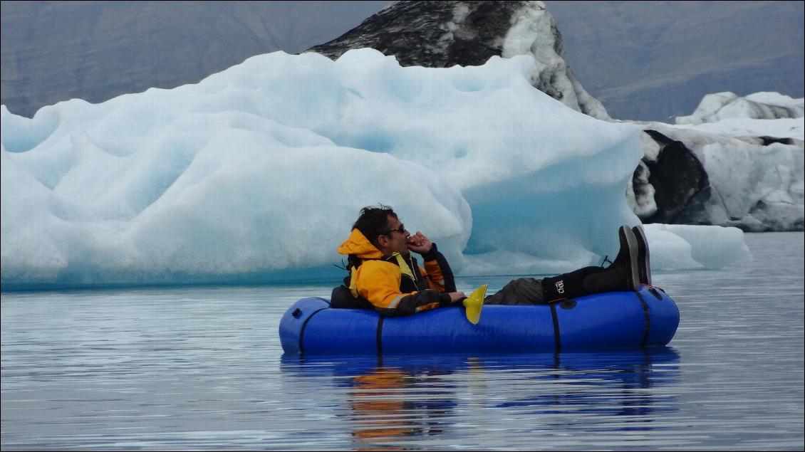 Balade sur le Jokulsarlon en Islande