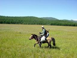 A cheval, à pied et à vélo en Mongolie